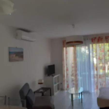 Maison Independante * Salinelles