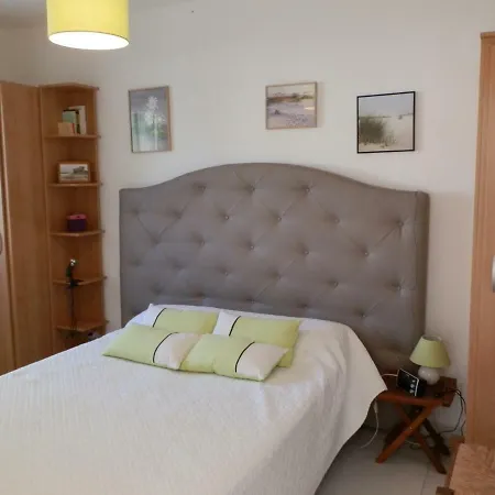 Maison Independante Holiday home *