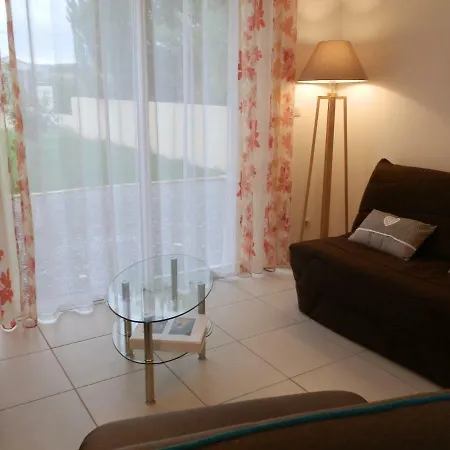 Maison Independante Holiday home *